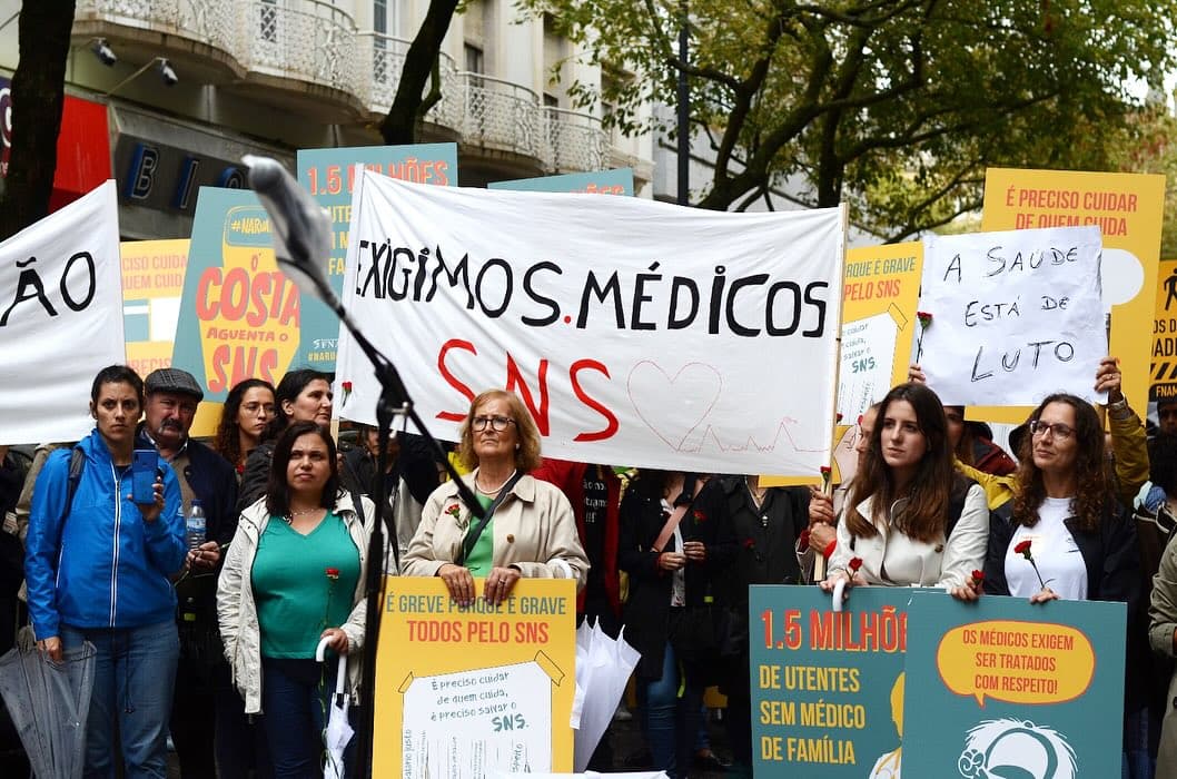 Imagem de um artigo secundário